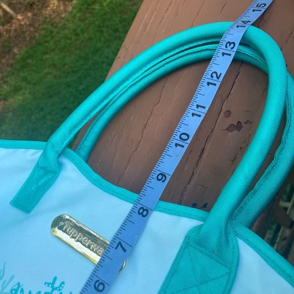 Tupperware ocean theme lunchbox - Picture 7 of 7